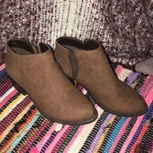 Old Navy Brown Booties